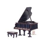 پیانو آکوستیک دکوری